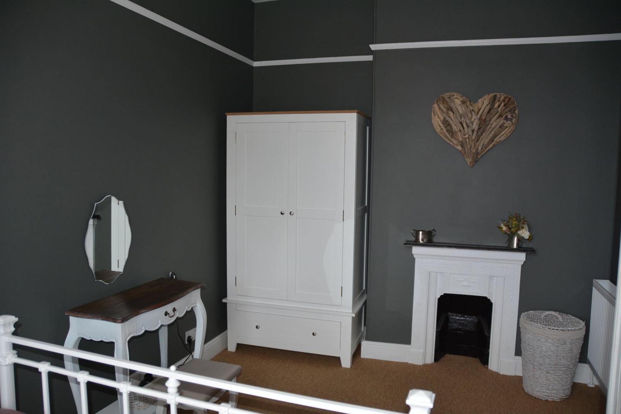 Apartment The Fabulous Number Two A Cosy Coastal Getaway *